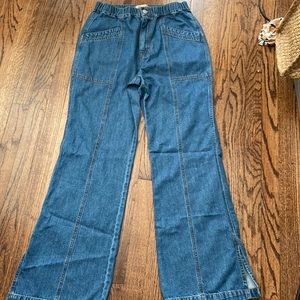 Flare Jean with split hem